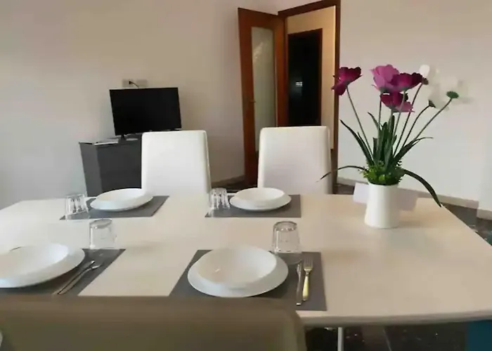 Galileo Train Station Welcome A&a Appartement Santhià